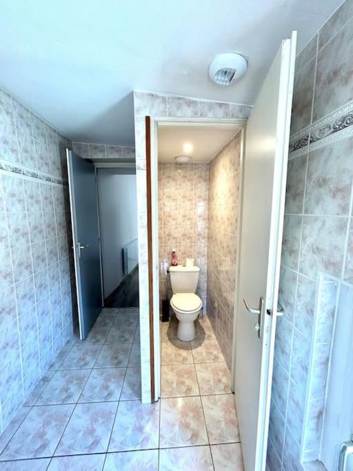 De 50 M2